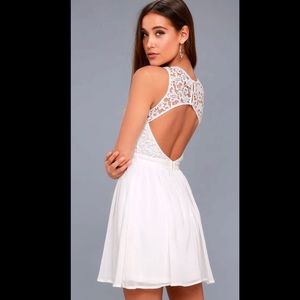 LULU’S ROMANTIC TALE WHITE LACE SKATER DRESS